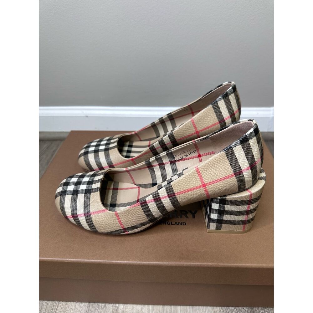 Burberry Joy Vintage Check Block Heel Round Toe Pumps Beige Size 38 $750 - Picture 14 of 16